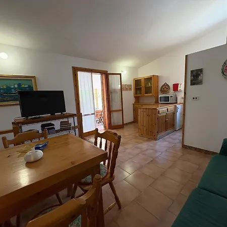 Con Giardino A Due Passi Dalla Cinta San Teodoro (Sardinia)